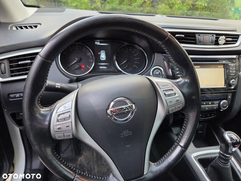 Nissan Qashqai - 15