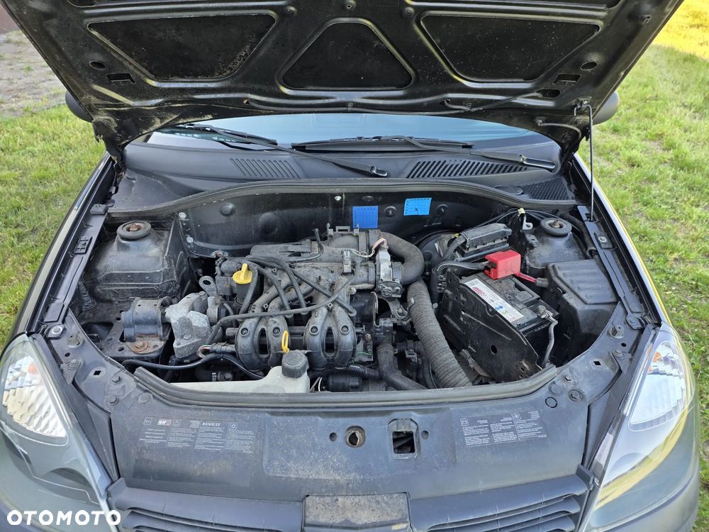 Renault Clio - 19
