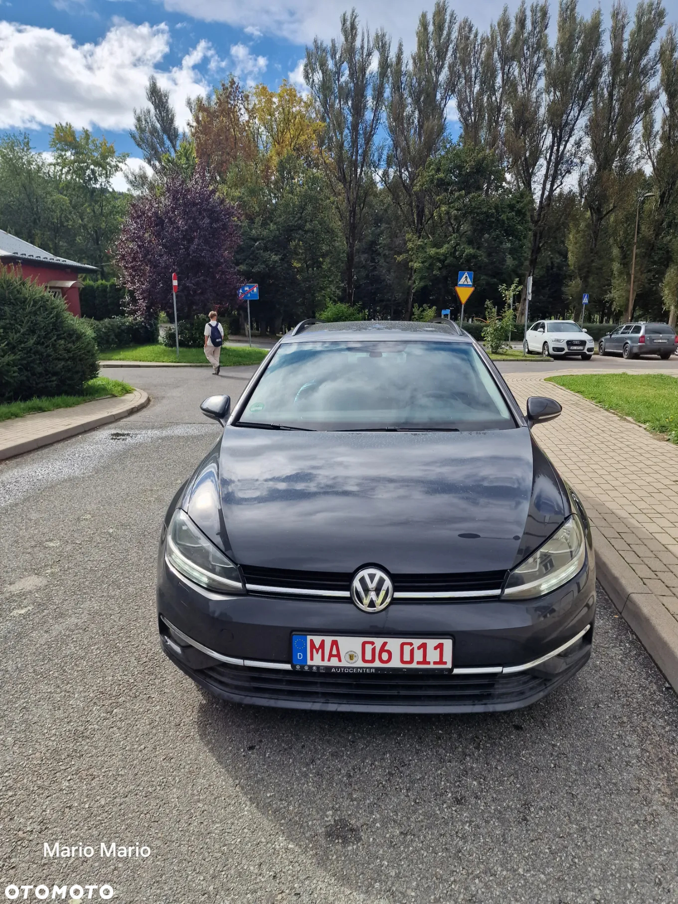 Volkswagen Golf 2.0 TDI BlueMotion Technology DSG Comfortline - 4