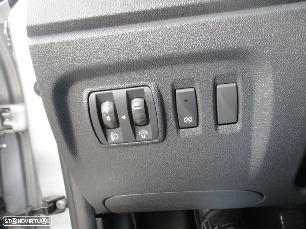 Renault Captur 1.5 dCi Exclusive - 20