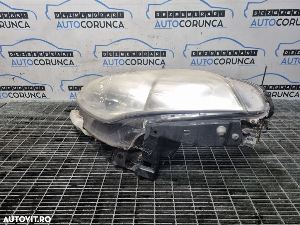 Far Stanga Peugeot 4007 2007 - 2012 SUV 4 Usi (1143) Xenon - 3