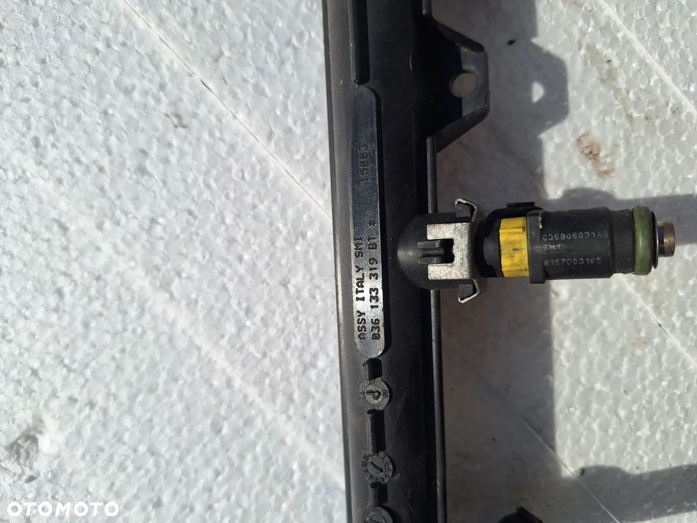 listwa wtryskowa wtryski VW Golf V SKODA 036133319BT    036906031AG   (79/4) - 5