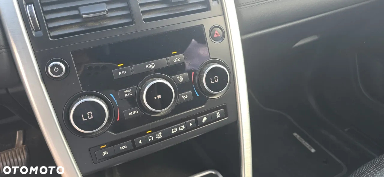 Land Rover Discovery Sport - 22