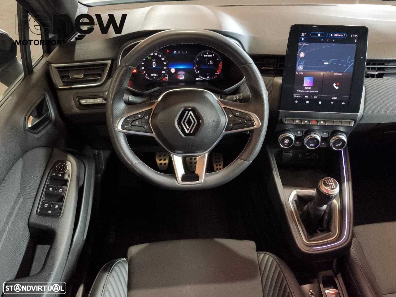 Renault Clio - 12