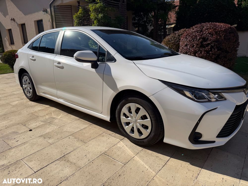 Toyota Corolla - 2