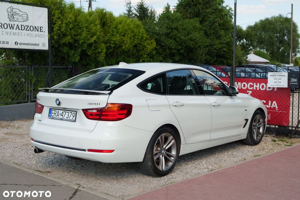 BMW 3GT - 32