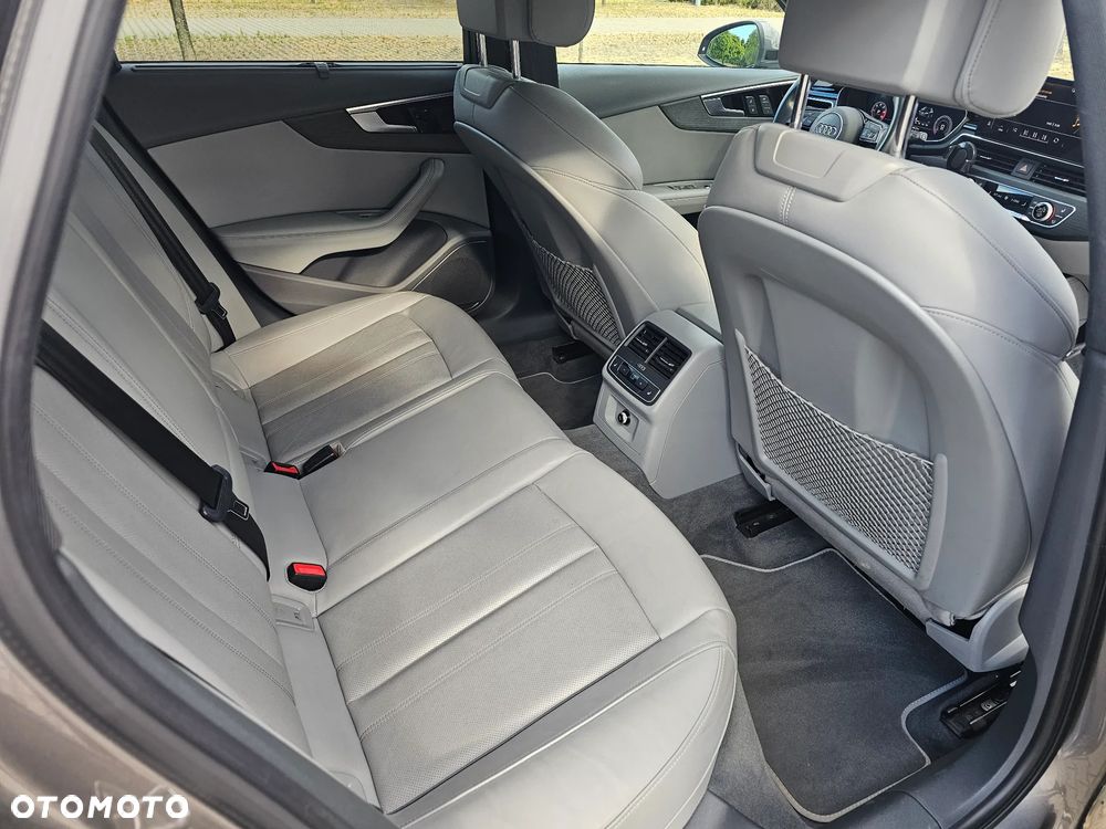 Audi A4 Avant 40 TDI quattro S tronic advanced - 19