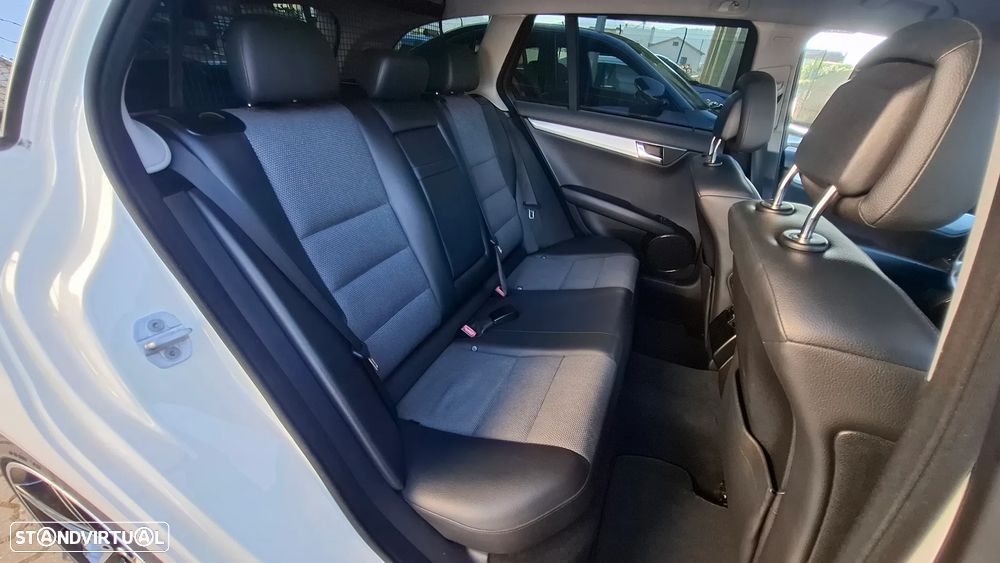 Mercedes-Benz C 220 Station CDI Avantgarde Edition - 34