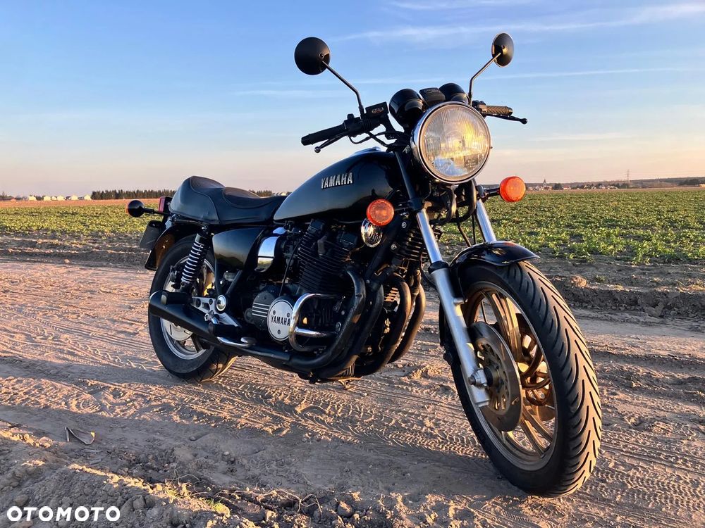 Yamaha XS - 1