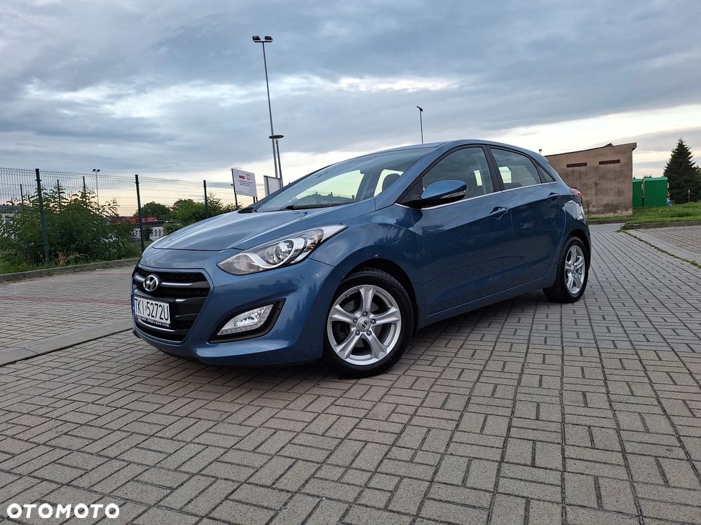 Hyundai i30 blue 1.6 GDI Trend - 3