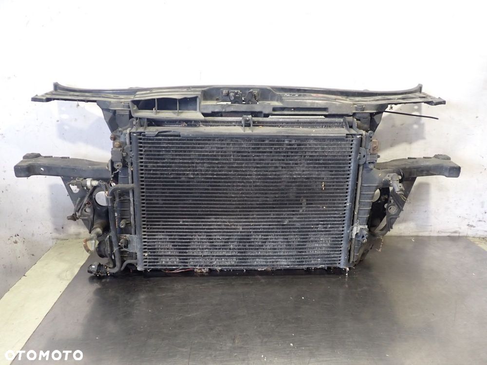 PAS PRZEDNI AUDI A6 C5 2.5 - 4