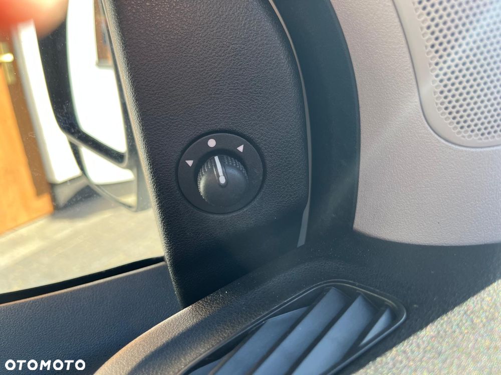 Fiat DOBLO MAXI - 38