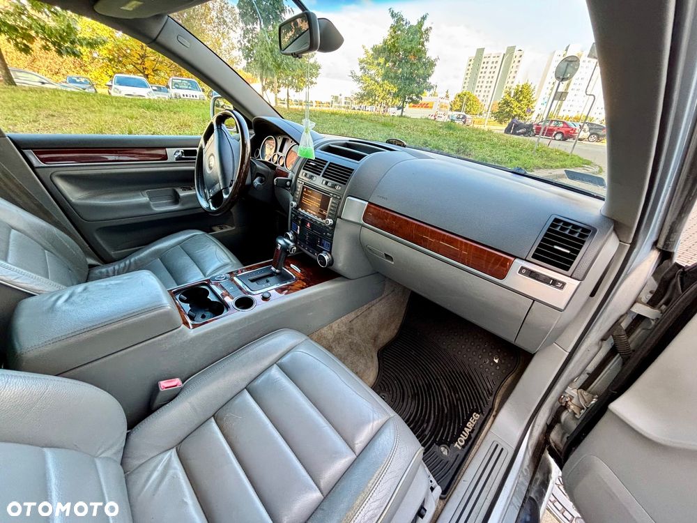 Volkswagen Touareg 3.2 V6 Tiptr - 6
