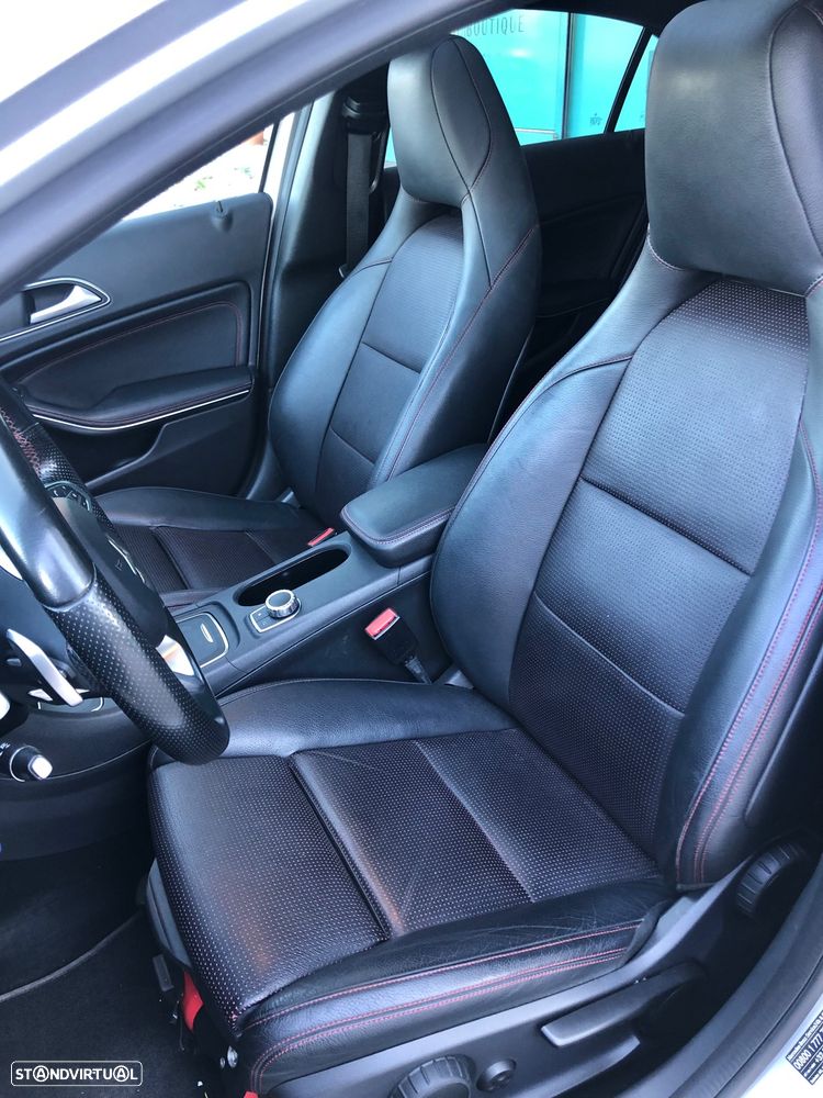 Mercedes-Benz A 180 d 7G-DCT AMG Line - 29