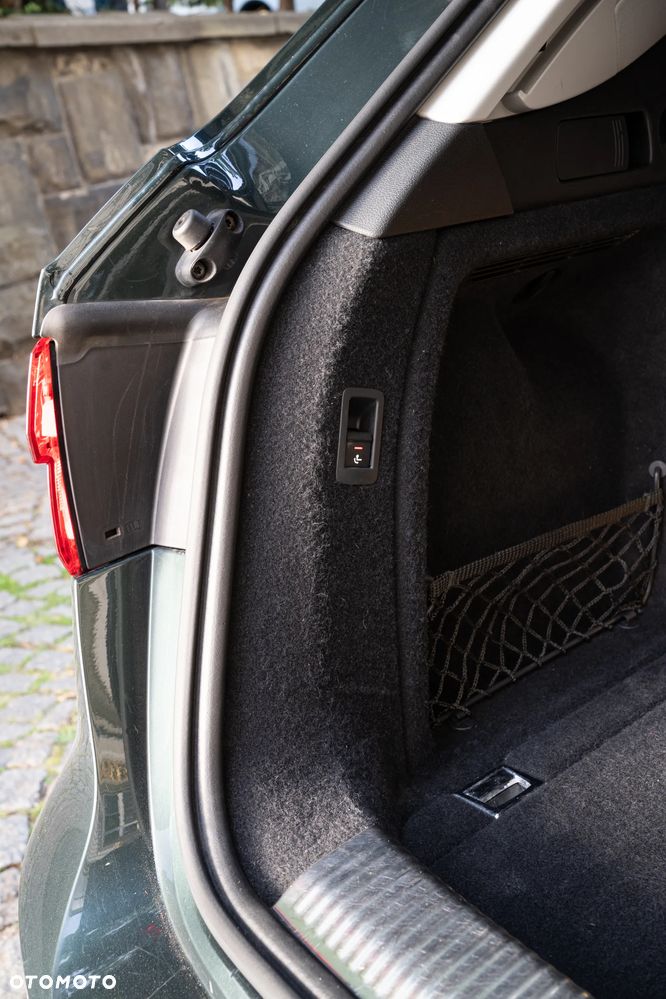 Audi A4 Avant 2.0 TDI Quattro S tronic - 10