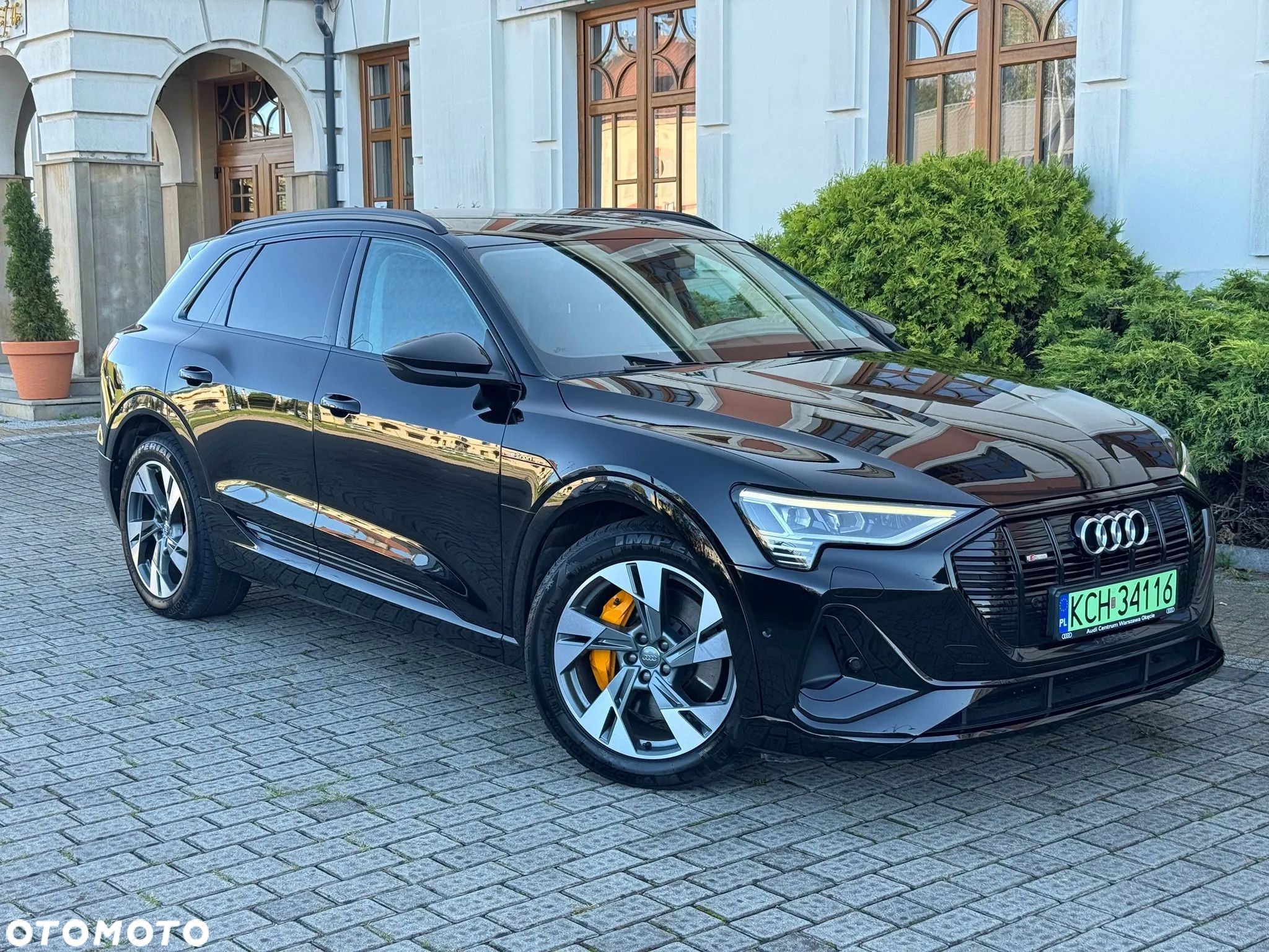 Audi e-tron 55 Quattro S Line - 1