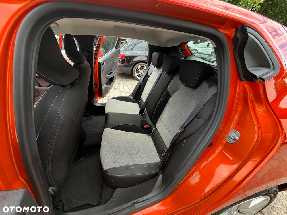 Renault Clio - 12
