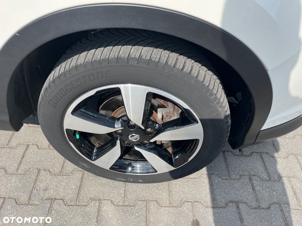 Nissan Qashqai 1.2 DIG-T N-Connecta Xtronic EU6 - 21