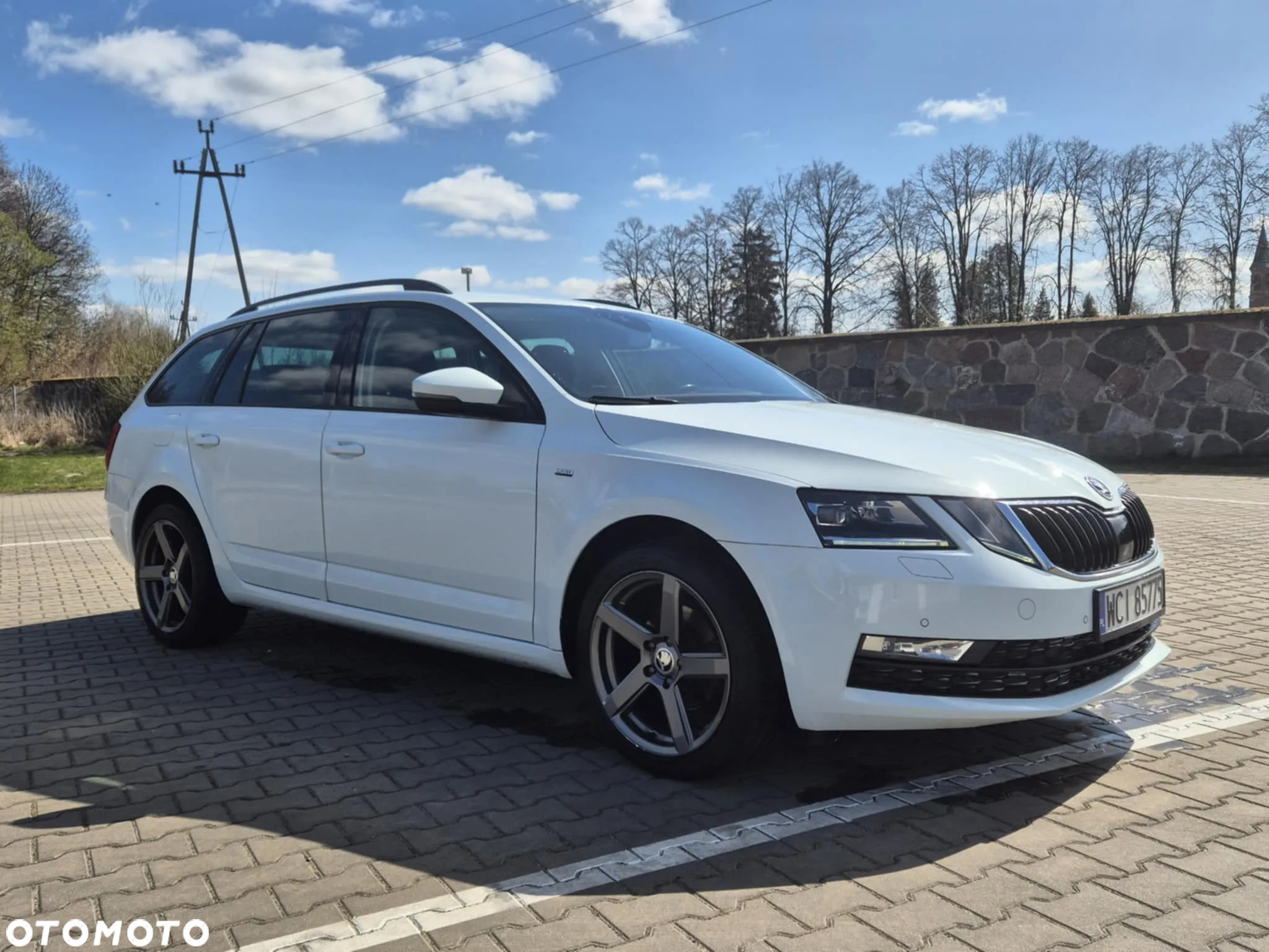 Skoda Octavia 1.6 TDI DSG Clever - 2
