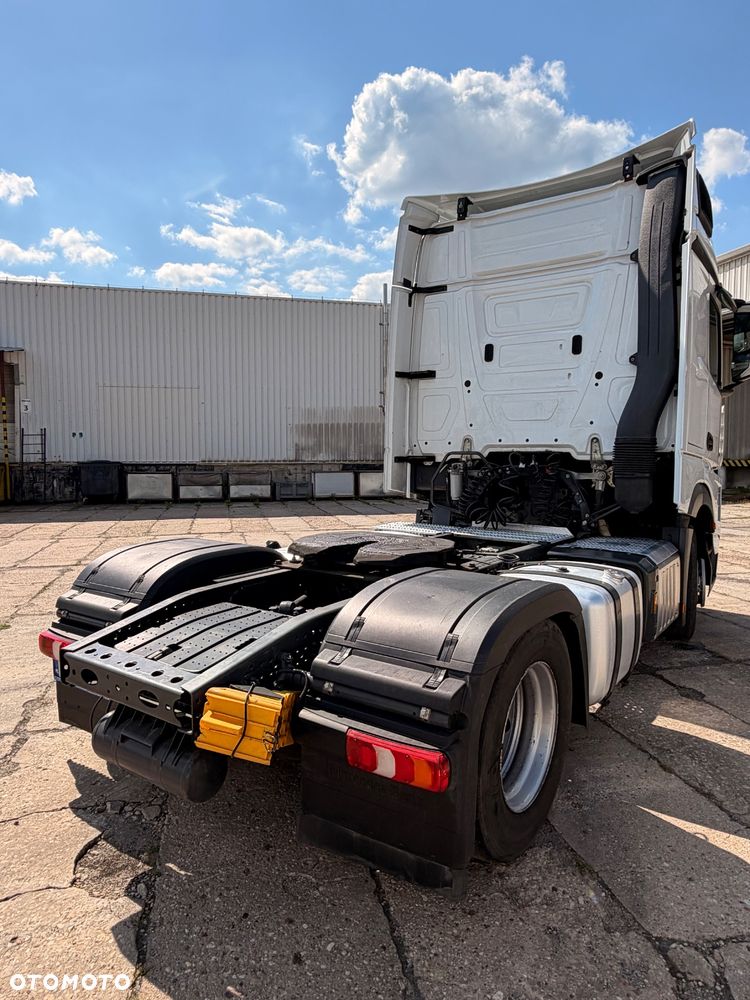 Mercedes-Benz ACTROS L - 6