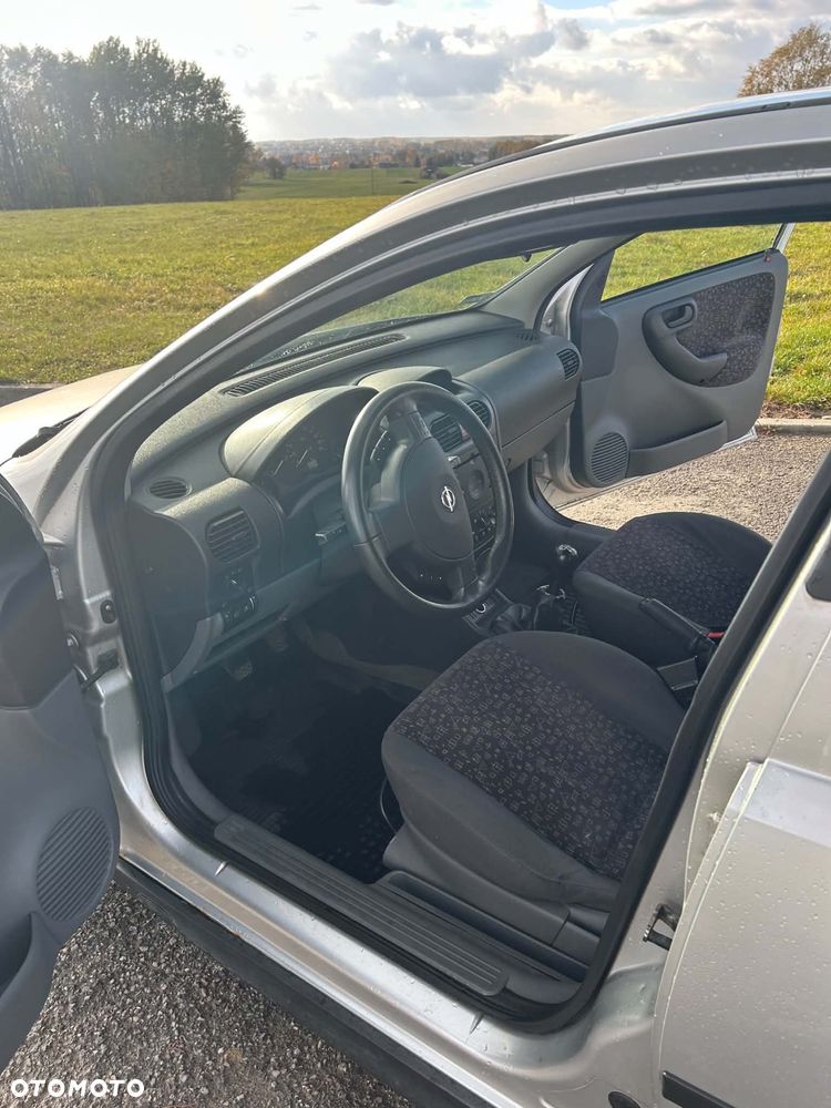 Opel Corsa - 6