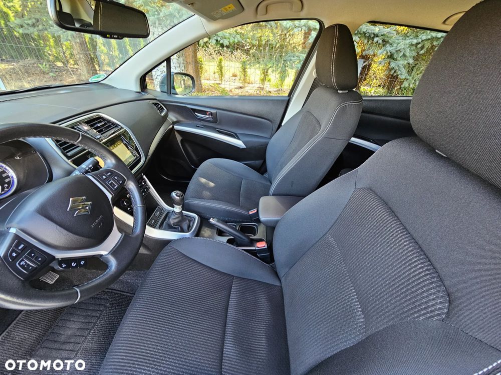 Suzuki SX4 S-Cross 1.4 Boosterjet Hybrid Comfort - 22