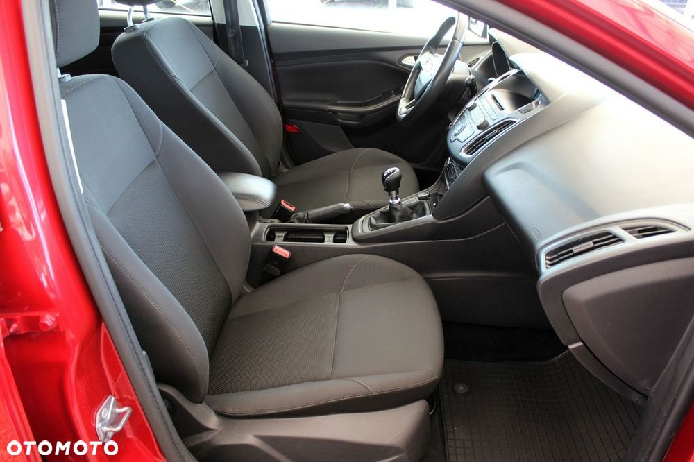 Ford Focus - 11