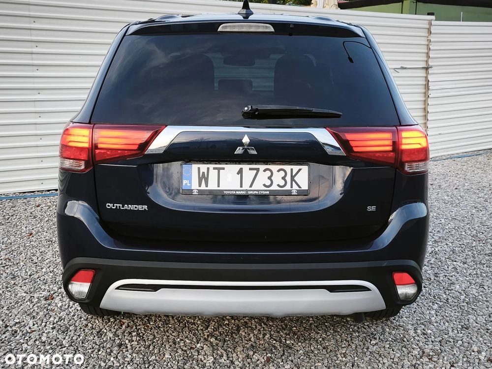 Mitsubishi Outlander - 14