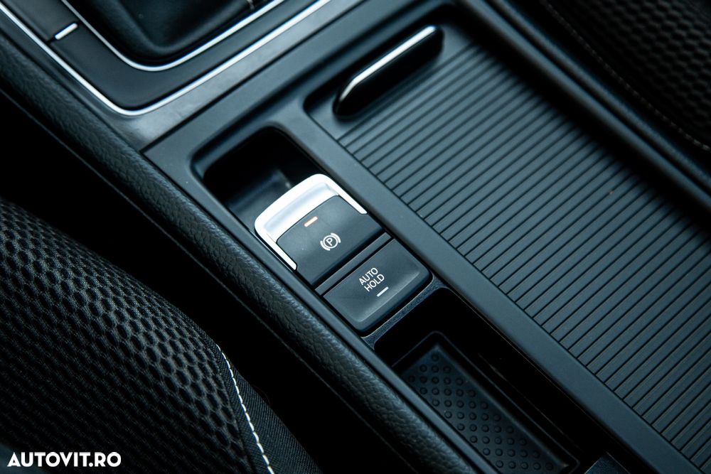 Volkswagen Golf - 21