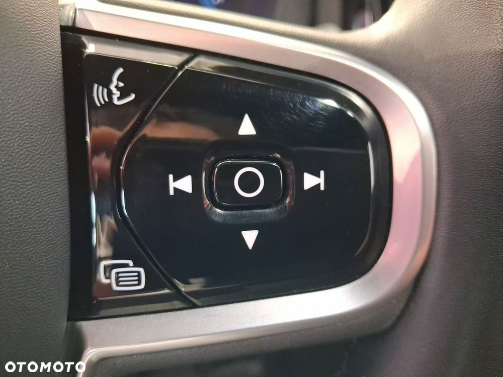 Volvo XC 60 - 25