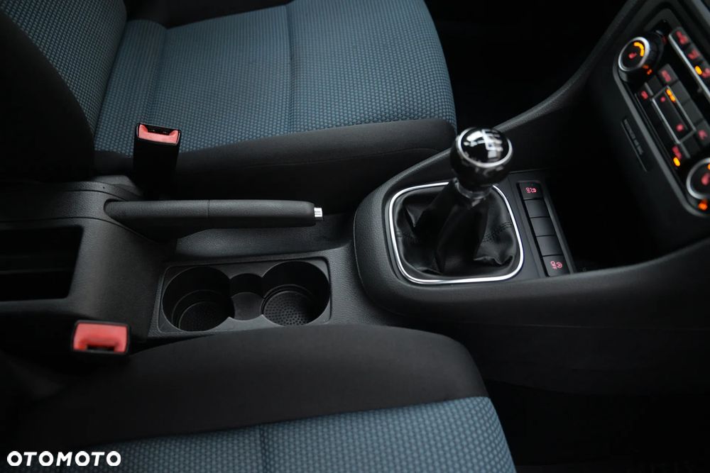 Volkswagen Golf 1.6 TDI BlueMotion Technology Trendline - 9