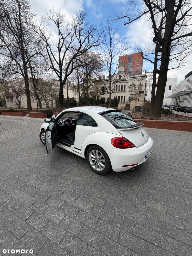 Volkswagen Beetle 2.0 TSI DSG Exclusive Sport - 4