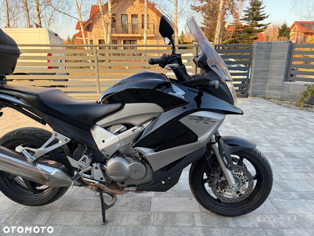 Honda VFR - 9