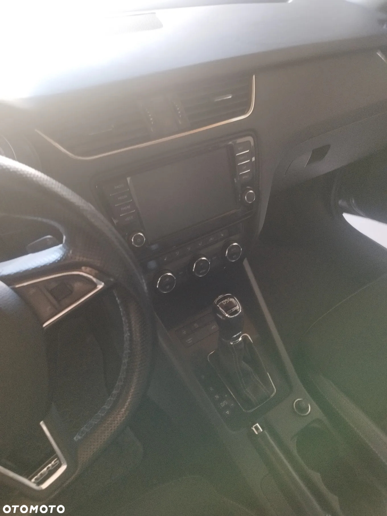 Skoda Octavia Combi 2.0 TDI 4x4 DSG RS - 16