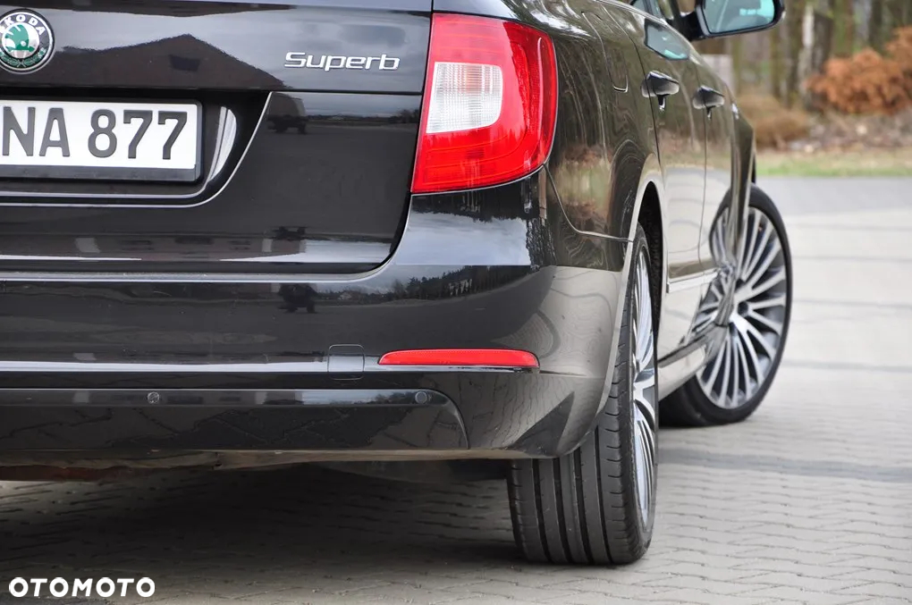 Skoda Superb 2.0 TDI L&K DSG - 14