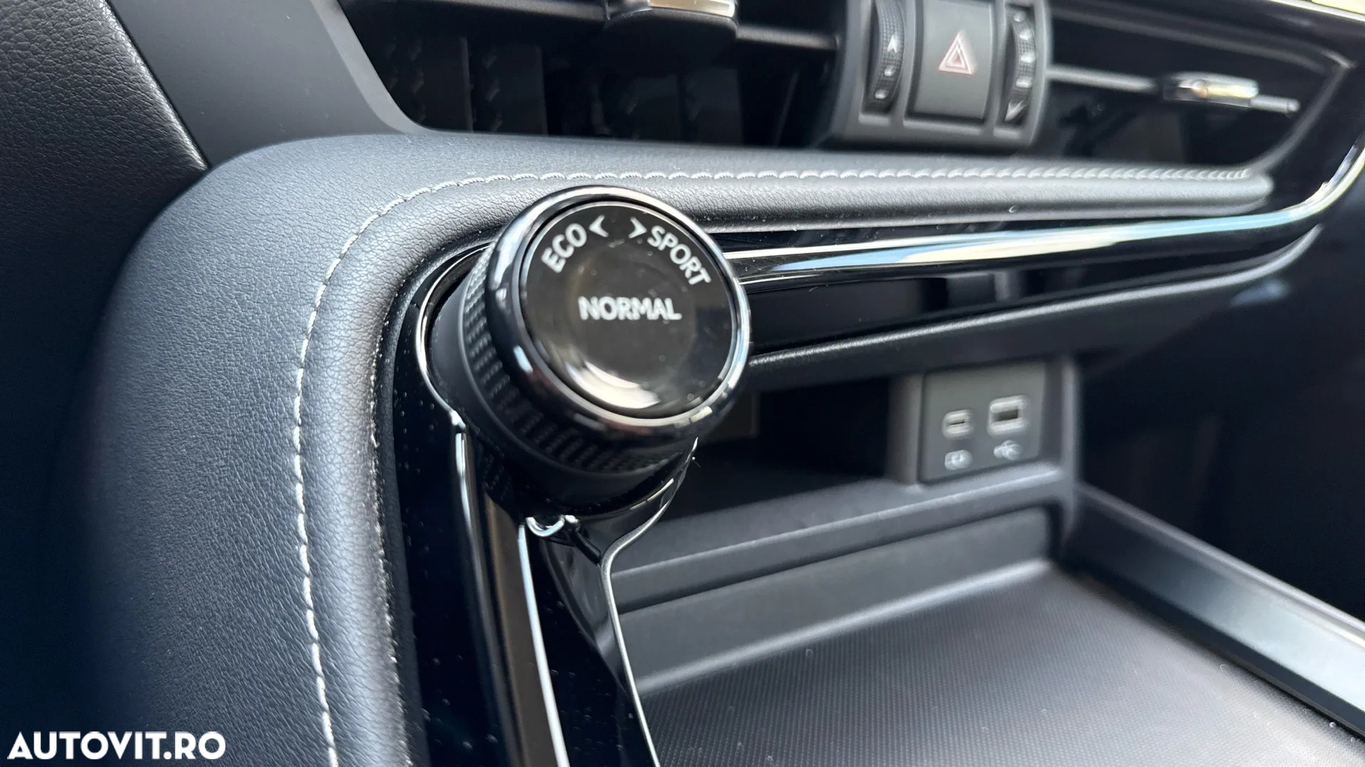 Lexus Seria NX 350h AWD CVT HEV Business - 25