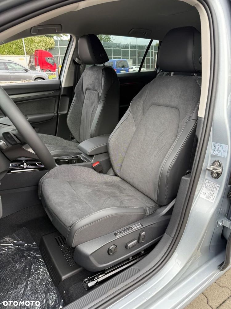 Volkswagen Golf - 9