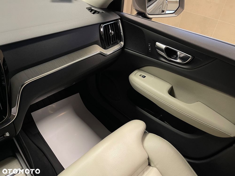 Volvo V60 D4 Inscription - 27