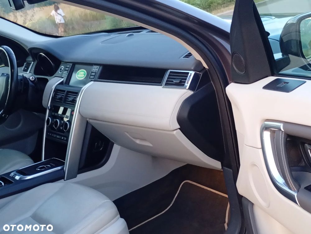Land Rover Discovery Sport TD4 SkyView Edition - 22