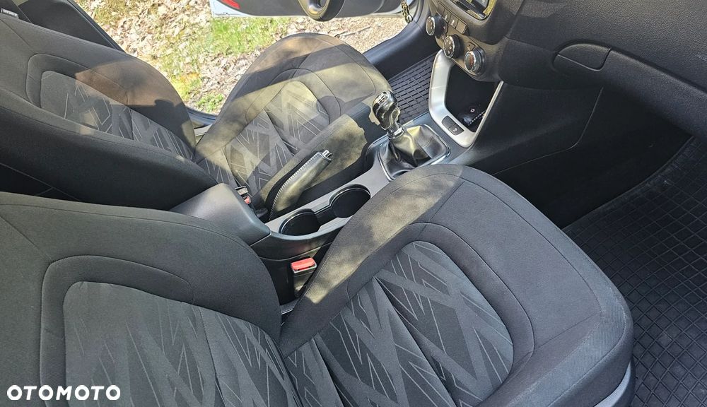 Kia Ceed 1.4 L Business Line - 25
