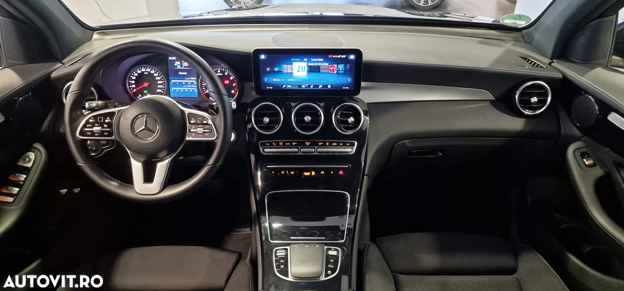 Mercedes-Benz GLC 300 e 4Matic 9G-TRONIC - 10