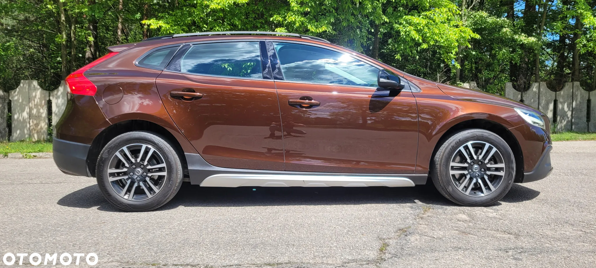 Volvo V40 Cross Country D2 Drive-E SCR Momentum - 2