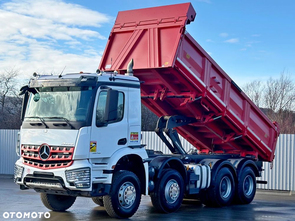 Mercedes-Benz AROCS 3246* Wywrotka 6,00 m + BORDMATIC / 8x4 - 4