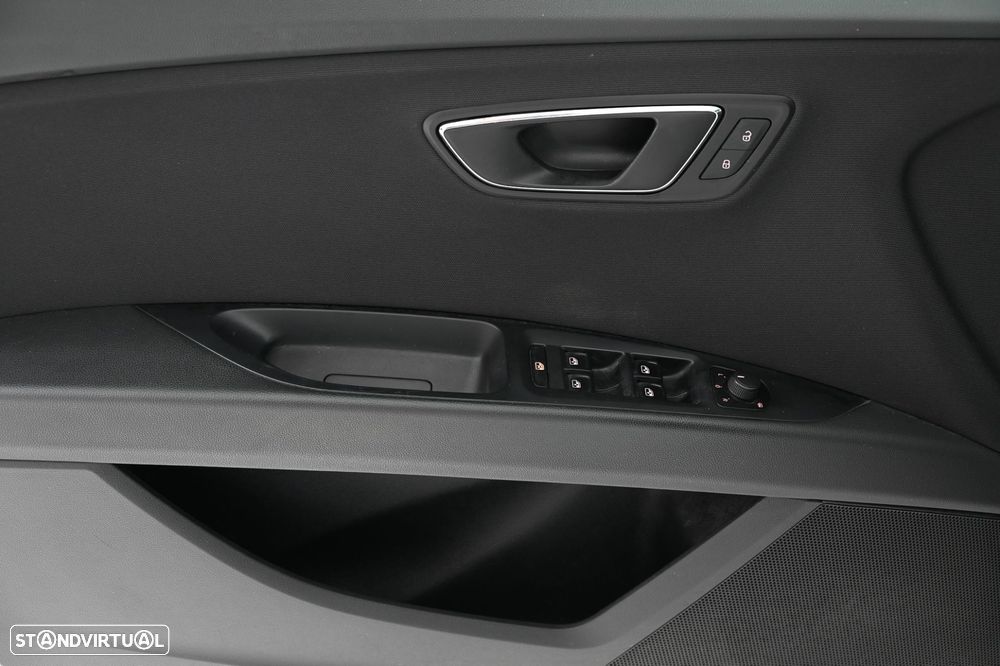 SEAT Leon ST 1.6 TDI Style Ecomotive - 21