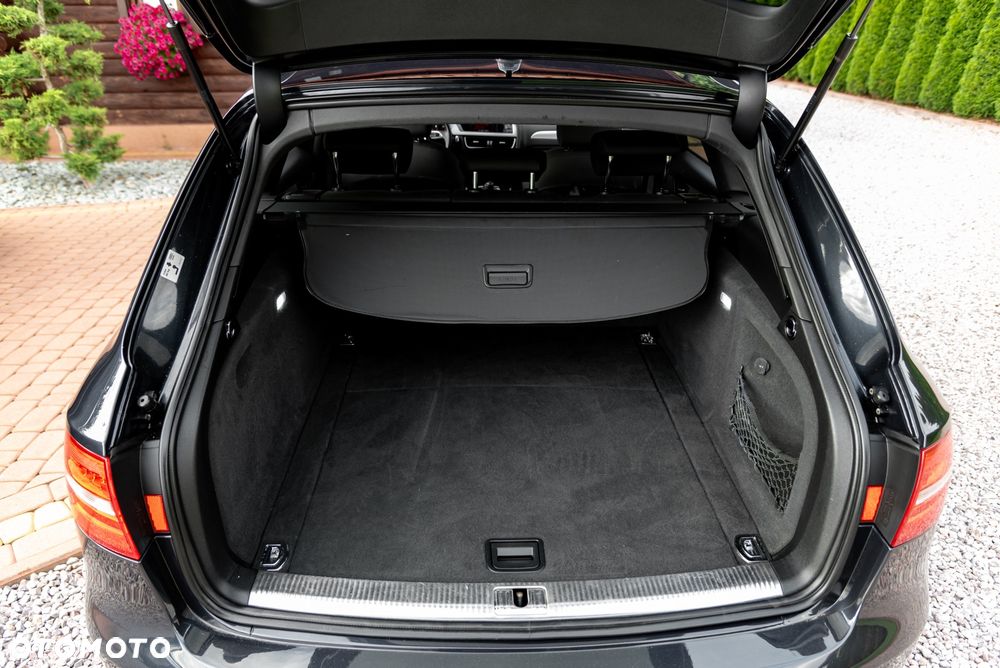 Audi A4 Avant 2.0 TFSI quattro S line Sportpaket - 37