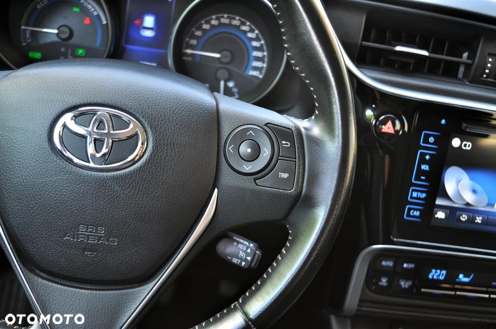 Toyota Auris 1.8 HSD Sol - 28