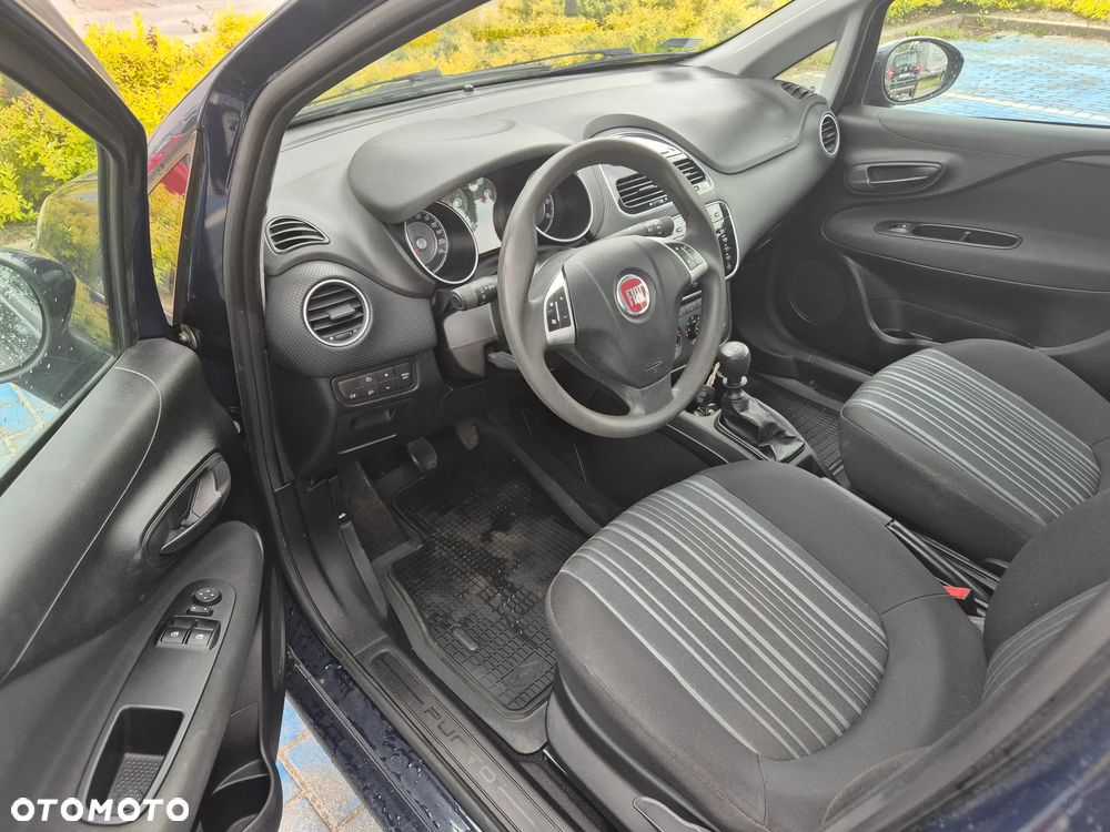 Fiat Grande Punto Actual 1.4 8V Estiva Blue&Me - 9