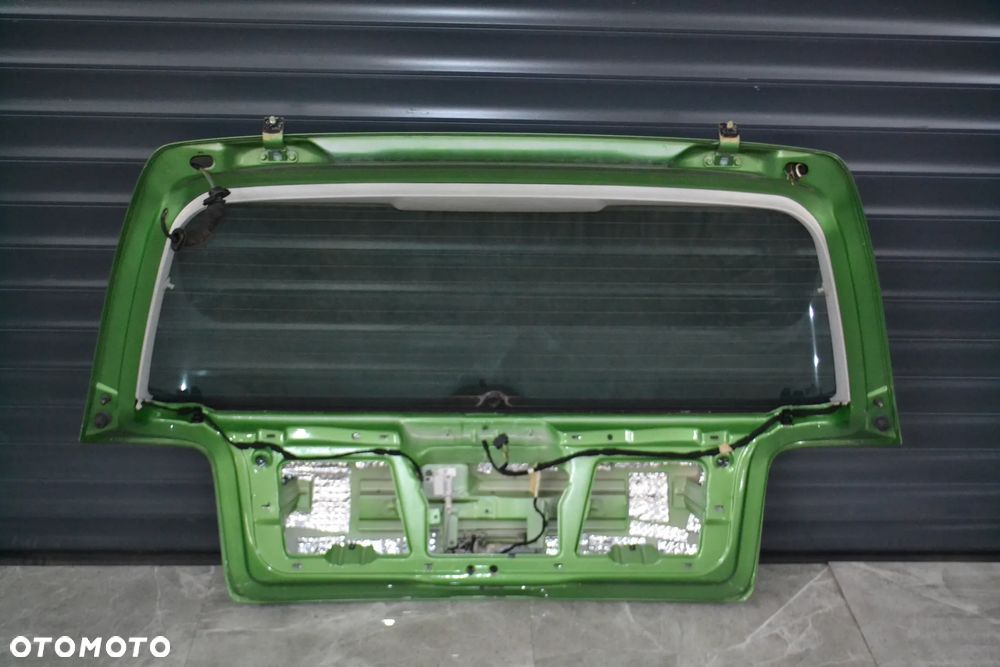 VW GOLF IV HB KLAPA BAGAŻNIKA GOŁA Z SZYBĄ LA6P POMORSKIE - 4