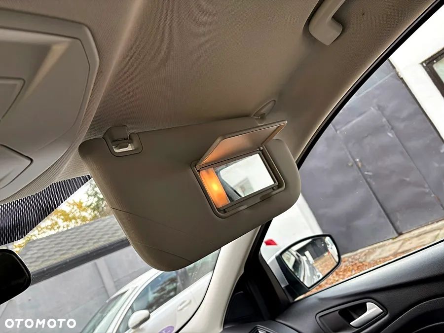 Ford Kuga 1.5 EcoBoost 2x4 Business Edition - 37