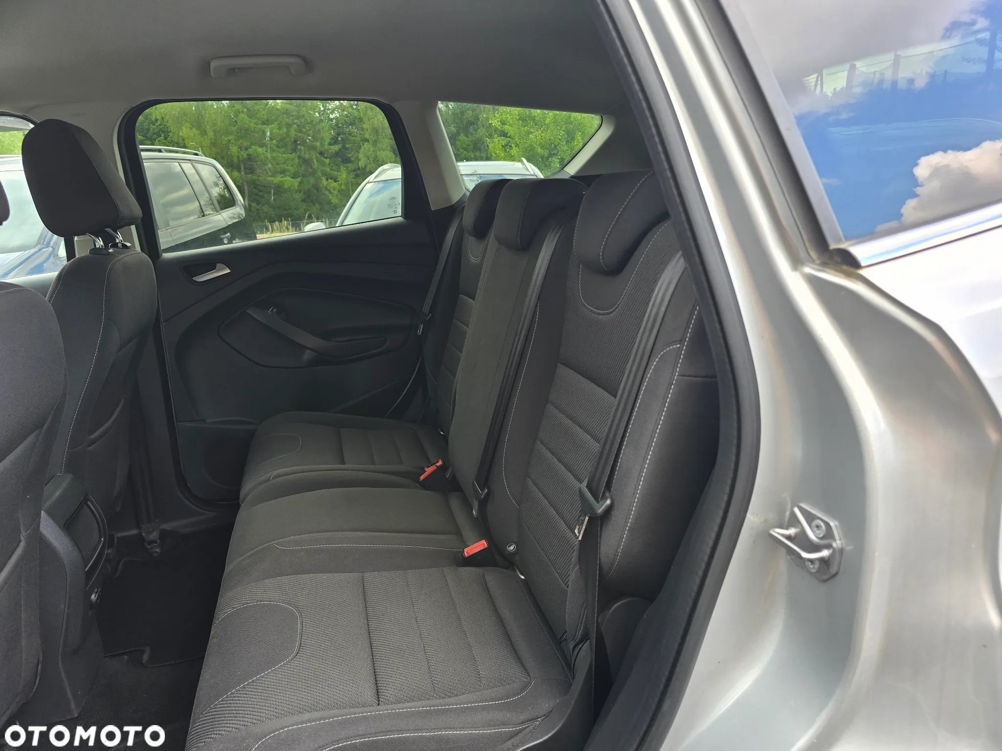 Ford Kuga - 9